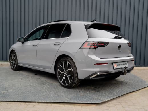 Volkswagen Golf 1.5 eTSI 50 Edition | Panodak | Trekhaak wegkl. | Stoelgeheugen | Head Up | IQ Light | Prijs Rijk... ActivLease financial lease