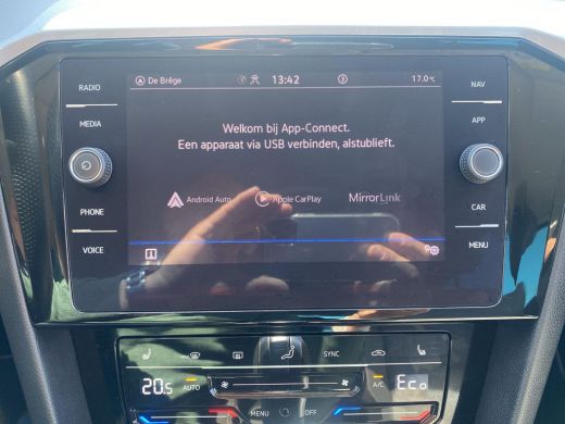 Volkswagen Passat Variant 1.4 TSI PHEV GTE Business | Trekhaak | A.Camera | Elec. Klep | 218Pk | PHEV | ActivLease financial lease