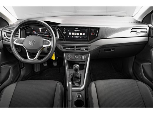 Volkswagen Polo 1.0 TSI Life Edition | Camera | Adaptive Cruise | 15" | Parkeersensoren Achter ActivLease financial lease