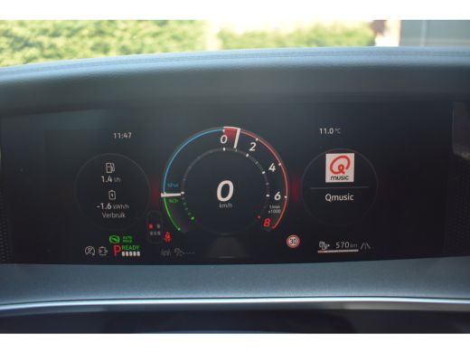 Volkswagen Tayron 1.5 eHybrid 204PK Life Edition | TREKHAAK | STOEL + STUURVERW. | CAMERA | ADAPT. CRUISE | APP. CO... ActivLease financial lease