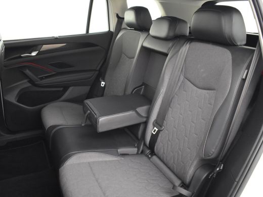 Volkswagen Tayron 1.5 eHybrid Life 204pk DSG/AUTO | Dodehoek detectie | Adaptive cruise control | Stoelverwarming |... ActivLease financial lease