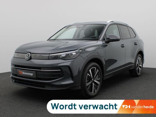 Volkswagen Tiguan 1.5 eHybrid Life Edition Trekhaak, 19" LM Velgen, Keyless, Achteruitrijcamera, Side Assist, Navi ...