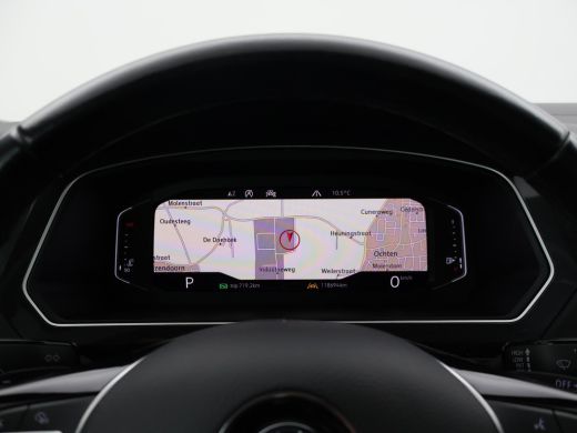 Volkswagen Tiguan 1.5 TSI ACT DSG R-LINE HIGHLINE + PANORAMA | 20 INCH | VIRTUAL | MASSAGE | ADAPTIVE | CAMERA ActivLease financial lease