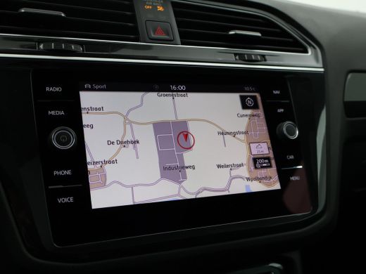 Volkswagen Tiguan 1.5 TSI ACT DSG R-LINE HIGHLINE + PANORAMA | 20 INCH | VIRTUAL | MASSAGE | ADAPTIVE | CAMERA ActivLease financial lease