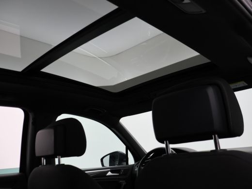 Volkswagen Tiguan 1.5 TSI ACT DSG R-LINE HIGHLINE + PANORAMA | 20 INCH | VIRTUAL | MASSAGE | ADAPTIVE | CAMERA ActivLease financial lease