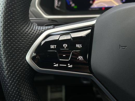 Volkswagen Tiguan 1.5 TSI R-Line Business+ | Pano | Adap. Cruise Control | H&K Audio | Stuur Verwarming | Camera | ... ActivLease financial lease