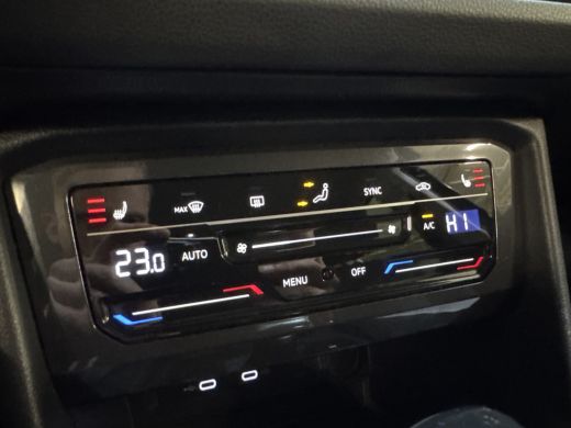 Volkswagen Tiguan E-HYBRID 245PK DSG LIFE NAVI/VIRTUAL/TREKHAAK ActivLease financial lease