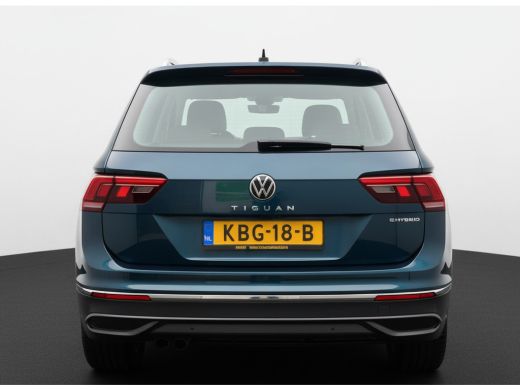 Volkswagen Tiguan E-HYBRID 245PK DSG LIFE NAVI/VIRTUAL/TREKHAAK ActivLease financial lease