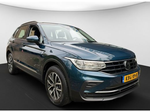 Volkswagen Tiguan E-HYBRID 245PK DSG LIFE NAVI/VIRTUAL/TREKHAAK ActivLease financial lease