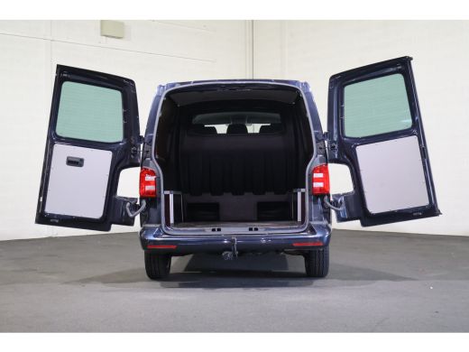 Volkswagen Transporter 2.0 TDI 150pk Automaat L2 H1 DC 2x Schuifdeur ActivLease financial lease