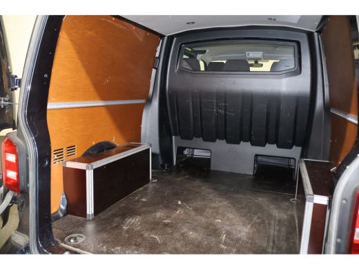 Volkswagen Transporter 2.0 TDI 150pk Automaat L2 H1 DC 2x Schuifdeur ActivLease financial lease