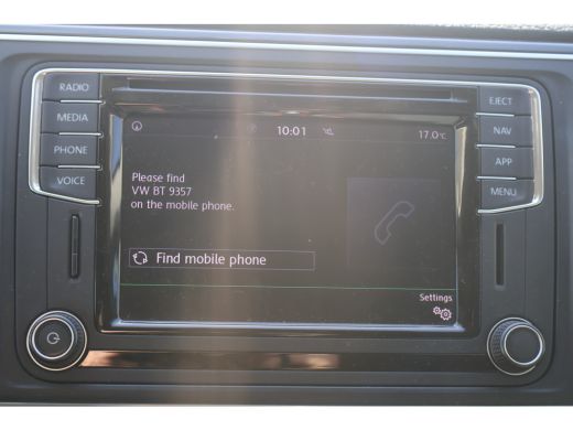 Volkswagen Transporter 2.0 TDI 150pk Automaat L2 H1 DC 2x Schuifdeur ActivLease financial lease