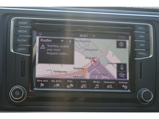 Volkswagen Transporter 2.0 TDI 150pk Automaat L2 H1 DC 2x Schuifdeur ActivLease financial lease