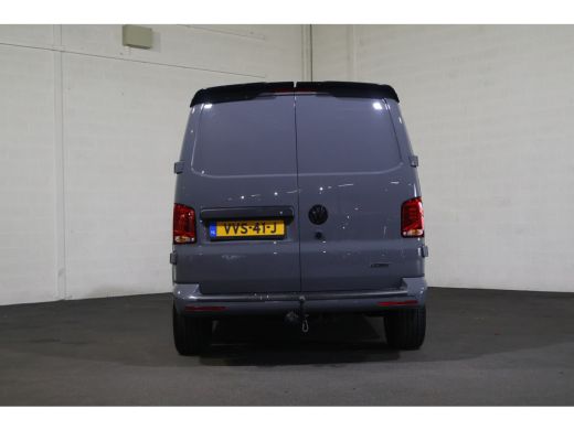 Volkswagen Transporter 2.0 TDI 150pk L2 H1 Bulli 75th Edition ActivLease financial lease