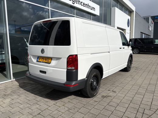 Volkswagen Transporter 2.0 TDI L2H1 150pk | 3 Zits | Achterklep | PDC | Laadruimte bekleding Cruise control |  Bijrijder... ActivLease financial lease