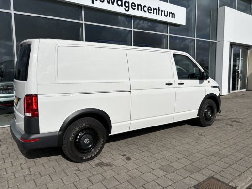 Volkswagen Transporter 2.0 TDI L2H1 150pk | 3 Zits | Achterklep | PDC | Laadruimte bekleding Cruise control |  Bijrijder... ActivLease financial lease