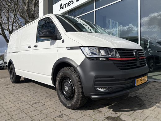 Volkswagen Transporter 2.0 TDI L2H1 150pk | 3 Zits | Achterklep | PDC | Laadruimte bekleding Cruise control |  Bijrijder... ActivLease financial lease