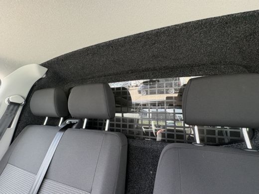 Volkswagen Transporter 2.0 TDI L2H1 150pk | 3 Zits | Achterklep | PDC | Laadruimte bekleding Cruise control |  Bijrijder... ActivLease financial lease