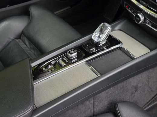 Volvo  V60 2.0 B3 Inscription | Trekhaak | Panoramadak | Camera | Stuur/stoelverwarming ActivLease financial lease