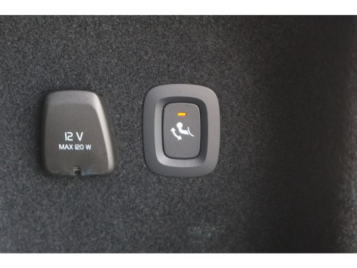 Volvo  V60 2.0 T6 Plug-in hybrid AWD Plus Dark | Harman Kardon | Trekhaak | BLIS | Bright Dusk | ActivLease financial lease