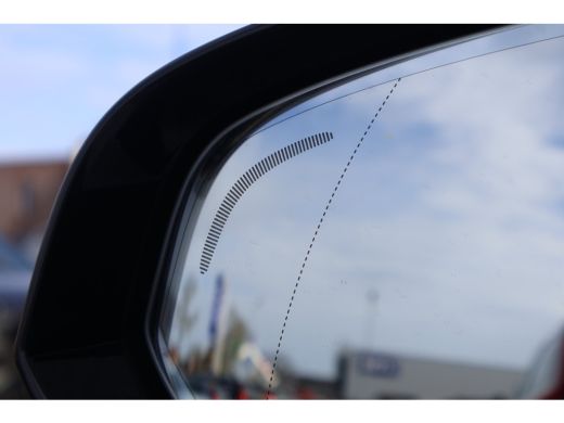 Volvo  V60 2.0 T6 Plug-in hybrid AWD Plus Dark | Harman Kardon | Trekhaak | BLIS | Bright Dusk | ActivLease financial lease