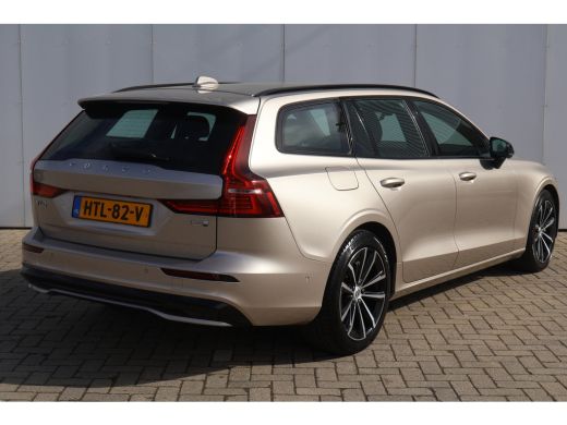 Volvo  V60 2.0 T6 Plug-in hybrid AWD Plus Dark | Harman Kardon | Trekhaak | BLIS | Bright Dusk | ActivLease financial lease