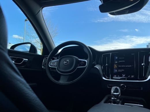 Volvo  V60 T6 Recharge AWD Inscription | Long Range | Stoel en stuurwielverwarming | Camera | Adaptieve crui... ActivLease financial lease