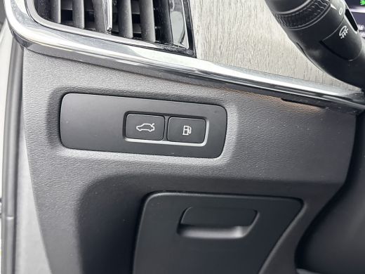 Volvo  V90 T8 Recharge Ultimate Dark | 20" | Luchtvering | Bowers & Wilkins | Trekhaak | Tailored Wool | 360... ActivLease financial lease