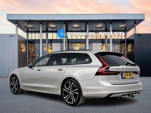 Volvo  V90 T8 Recharge Ultimate Dark | 20" | Luchtvering | Bowers & Wilkins | Trekhaak | Tailored Wool | 360... ActivLease financial lease