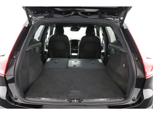 Volvo  XC40 T5 Recharge R-Design | 360 Camera | Harman/Kardon | Stoelverwarming | Adaptive LED | Adaptive Cru... ActivLease financial lease