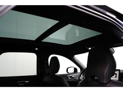 Volvo  XC60 Plus Black Edition Recharge Plug-In Hybrid AWD | Harman Kardon | Head Up Display | BLIS | Trekhaa... ActivLease financial lease