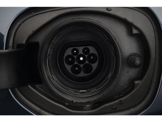 Volvo  XC60 Plus Black Edition Recharge Plug-In Hybrid AWD | Harman Kardon | Head Up Display | BLIS | Trekhaa... ActivLease financial lease