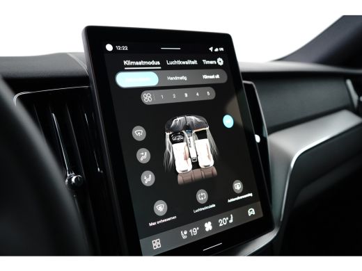 Volvo  XC60 Plus Black Edition Recharge Plug-In Hybrid AWD | Harman Kardon | Head Up Display | BLIS | Trekhaa... ActivLease financial lease