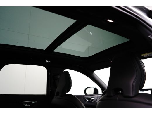 Volvo  XC60 Plus Black Edition Recharge Plug-In Hybrid AWD | Panoramadak | 360 Camera | Head-up Display | Har... ActivLease financial lease