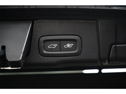 Volvo  XC60 Plus Black Edition Recharge Plug-In Hybrid AWD | Panoramadak | 360 Camera | Head-up Display | Har... ActivLease financial lease