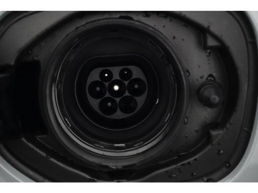 Volvo  XC60 Plus Black Edition Recharge Plug-In Hybrid AWD | Panoramadak | 360 Camera | Head-up Display | Har... ActivLease financial lease