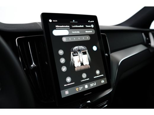 Volvo  XC60 Plus Black Edition Recharge Plug-In Hybrid AWD | Panoramadak | 360 Camera | Head-up Display | Har... ActivLease financial lease