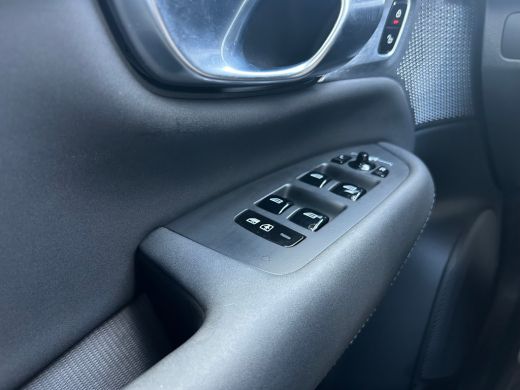 Volvo  XC90 2.0 T8 Plug-in hybrid AWD Ultra Dark Bowers & Wilkins | Luchtvering | 360 camera | Trekhaak | HU-... ActivLease financial lease