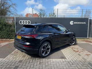Audi Q4 e-tron 45 quattro S Edition Competition 82 kWh | Assistentiepakket plus | Comfort pakket | Optiek zwart ...