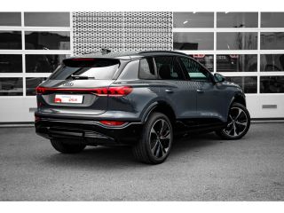 Audi SQ6 e-tron quattro 360 kW edition one grey | Pano | Massagestoelen | HUD | Passenger Display | Memory | B&O |