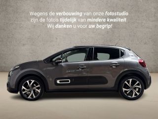 Citroën C3 1.2 PureTech Shine Automaat (APPLE CARPLAY, GROOT NAVI, CAMERA, GETINT GLAS, SPORTSTOELEN, LM VEL...