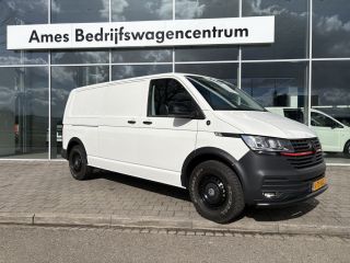 Volkswagen Transporter 2.0 TDI L2H1 150pk | 3 Zits | Achterklep | PDC | Laadruimte bekleding Cruise control |  Bijrijder...