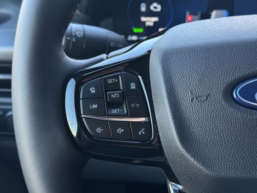 Ford Transit Custom 320 2.5 PHEV L2H1 Sport | Adap. Cruise Control | Winterpack | Elektr. Trekhaak | 360 Camera | | 1... ActivLease financial lease