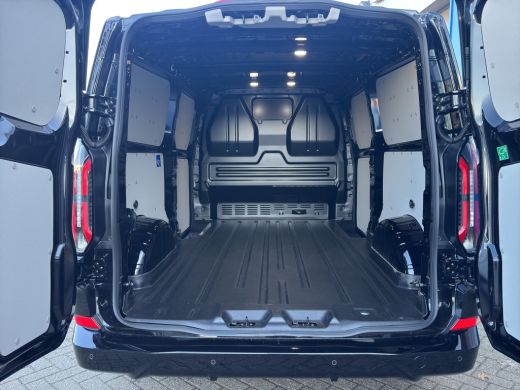 Ford Transit Custom 320 2.5 PHEV L2H1 Sport | Adap. Cruise Control | Winterpack | Elektr. Trekhaak | 360 Camera | | 1... ActivLease financial lease