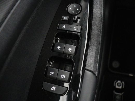Kia Sportage 1.6 T-GDi Plug-in Hybrid AWD DynamicLine | Adaptive cruise | Camera | Carplay | Navigatie | Digit... ActivLease financial lease