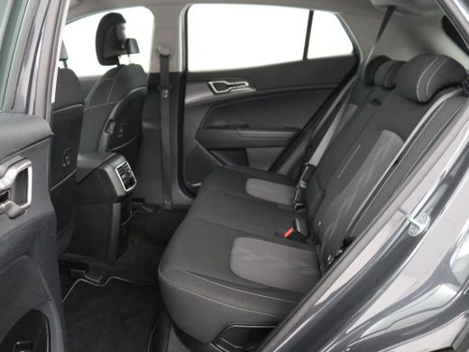 Kia Sportage 1.6 T-GDi Plug-in Hybrid AWD DynamicLine | Adaptive cruise | Camera | Carplay | Navigatie | Digit... ActivLease financial lease