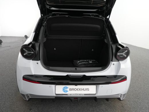 Lancia Ypsilon HF Automaat ActivLease financial lease