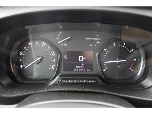 Opel Vivaro L3 2.0 CDTI 145 PK | TREKHAAK | NAVI | RVS IMPERIAAL | BETIMMERING | COMFORT WAND | APPLE CARPLAY... ActivLease financial lease