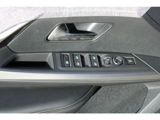 Peugeot 5008 1.2 Hybrid 145 GT Exclusive | Automaat | Navigatie | Camera | Panorama/schuifdak | Lederen bekled... ActivLease financial lease