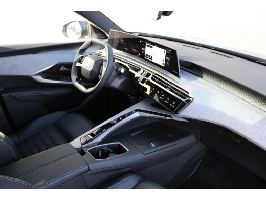 Peugeot 5008 1.2 Hybrid 145 GT Exclusive | Automaat | Navigatie | Camera | Panorama/schuifdak | Lederen bekled... ActivLease financial lease